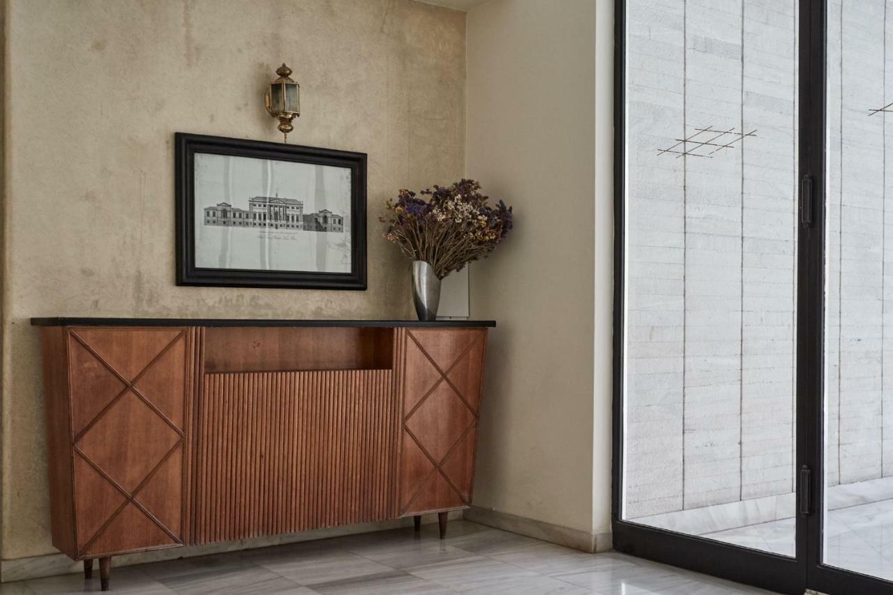 Chic One Bd Apartment With Hilton View Atenas Exterior foto