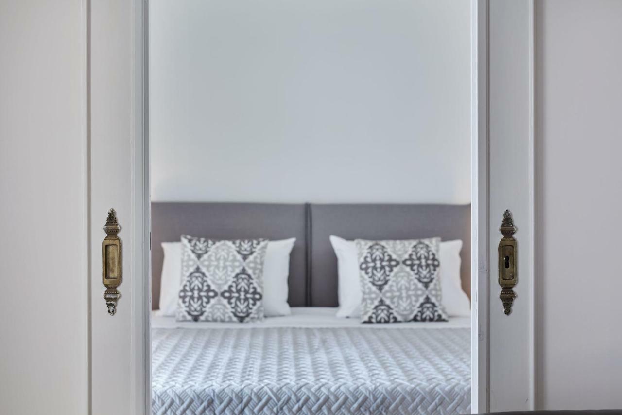 Chic One Bd Apartment With Hilton View Atenas Exterior foto